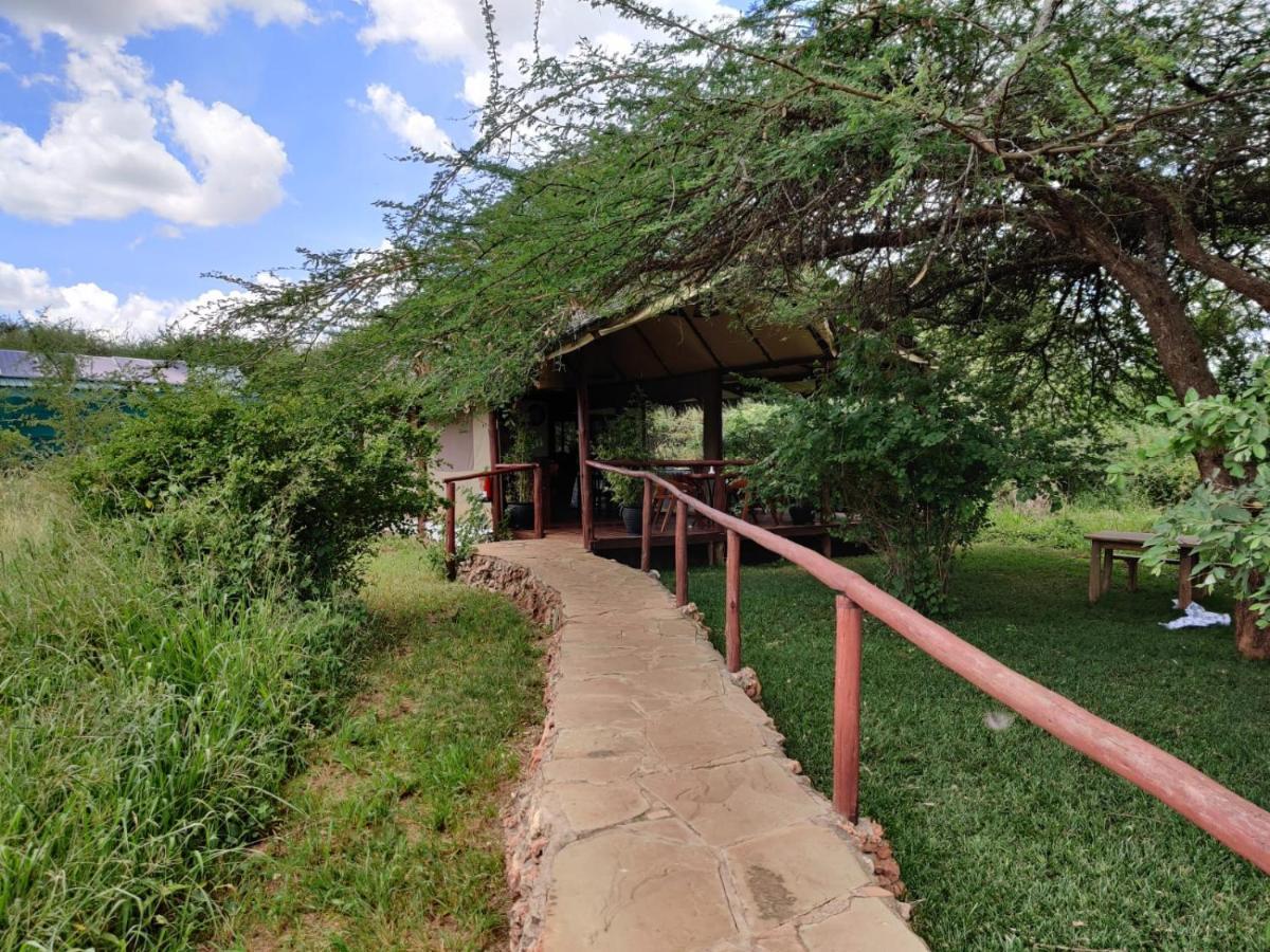 Oldonyo Orok Lodge Kajiado Esterno foto