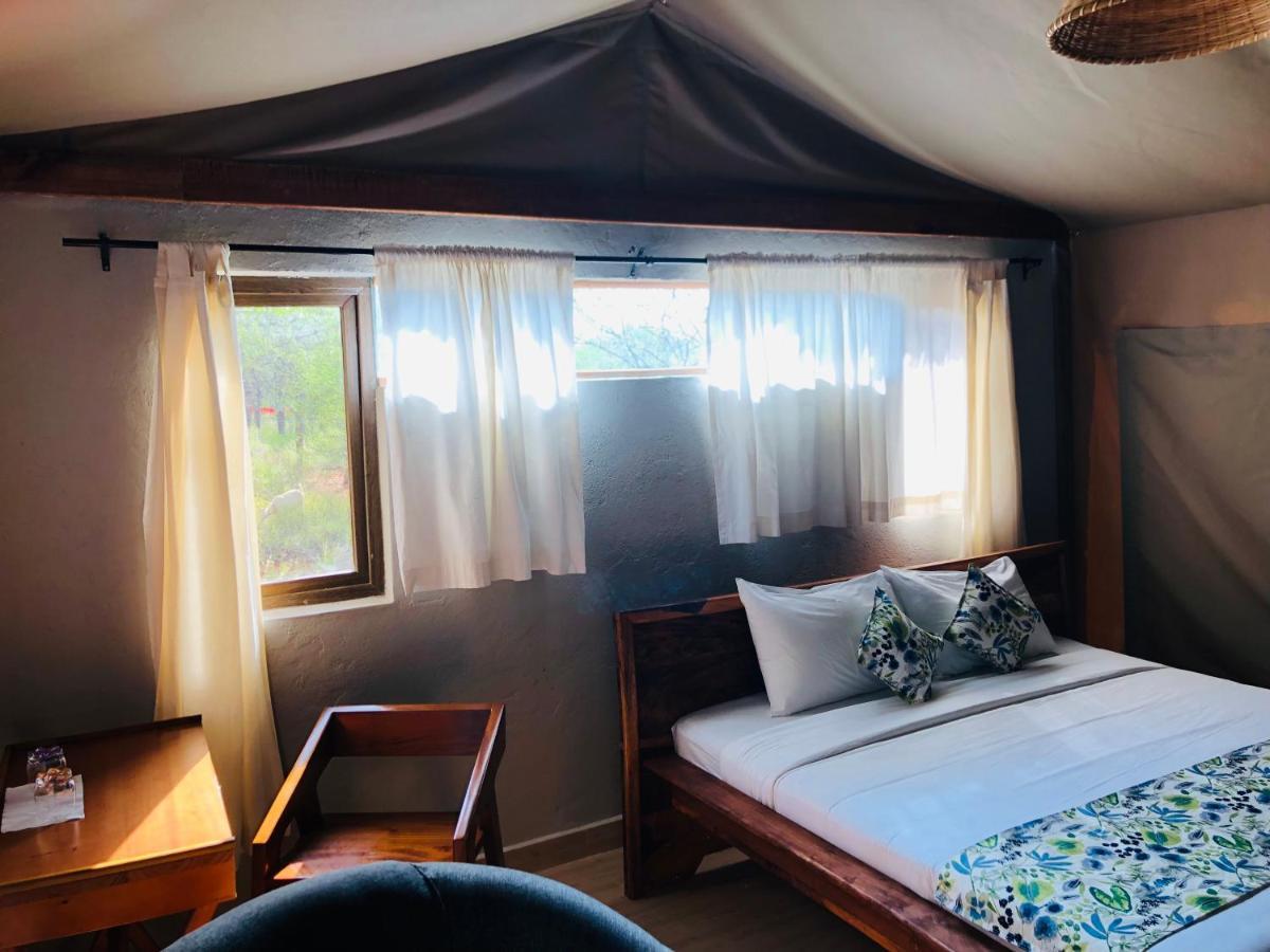 Oldonyo Orok Lodge Kajiado Esterno foto