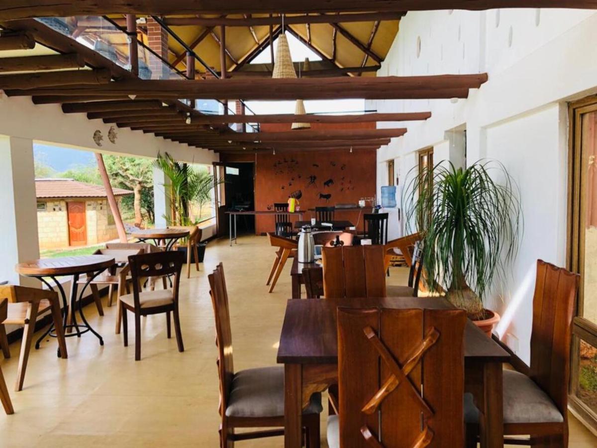 Oldonyo Orok Lodge Kajiado Esterno foto